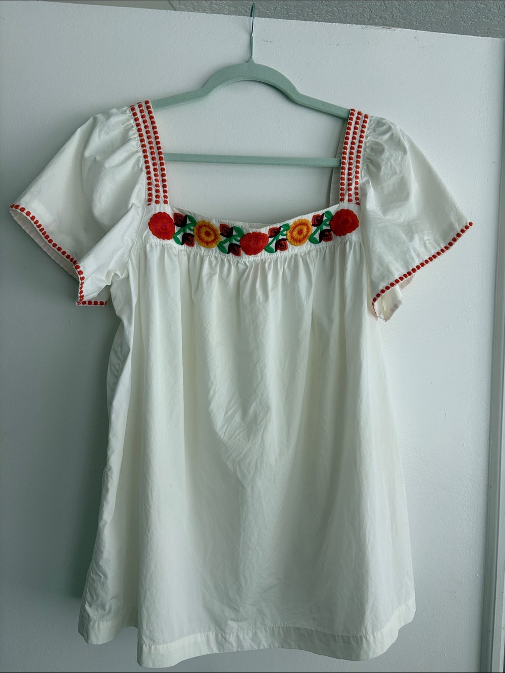 ANN MASHBURN White Cotton Dress with Red and Yellow Floral Embroidery